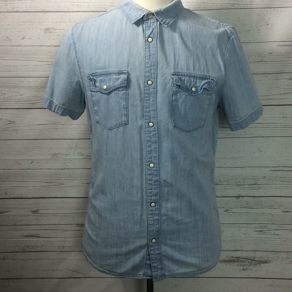H&M Divided Men’s Medium Short Sleeved Denim Shirt